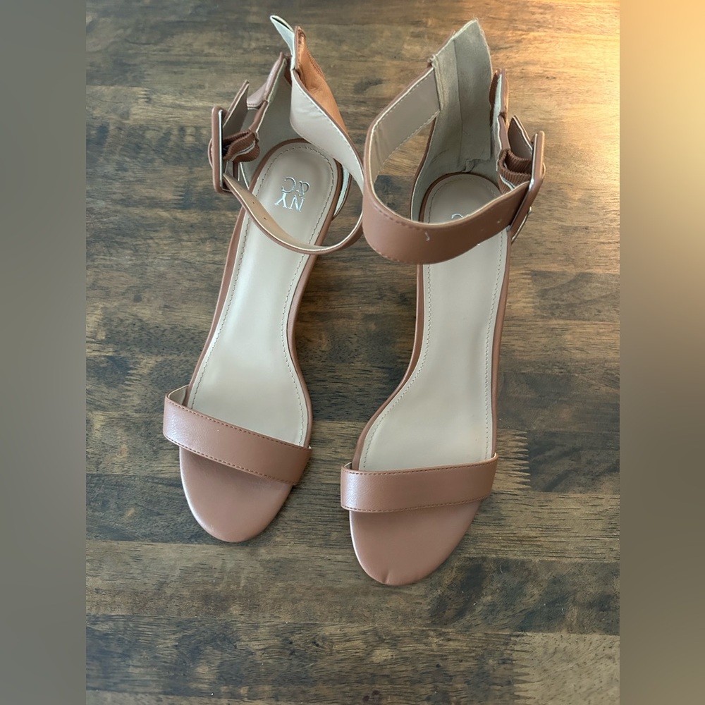 NY&C brown wedge sandals, size 10.